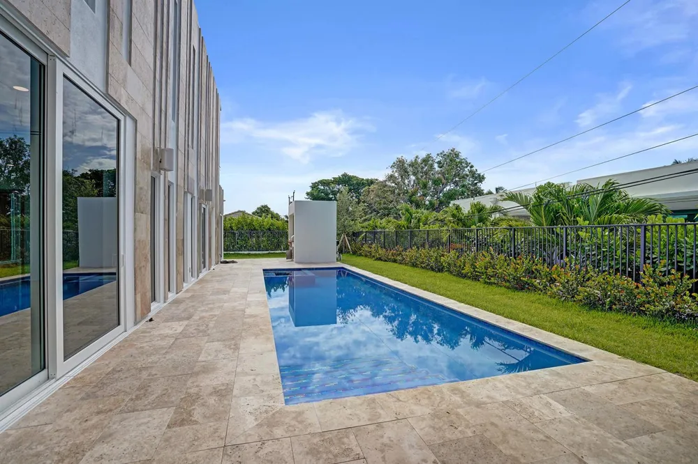 824 W Marbella Lane Lantana, FL 33462