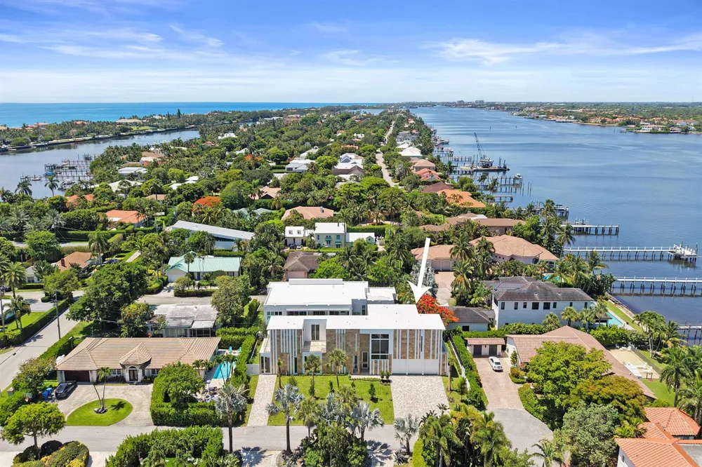 824 W Marbella Lane Lantana, FL 33462