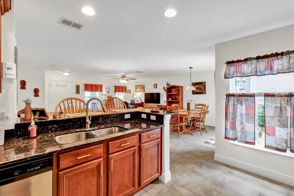 1660 Pointe W Way Vero Beach, FL 32966