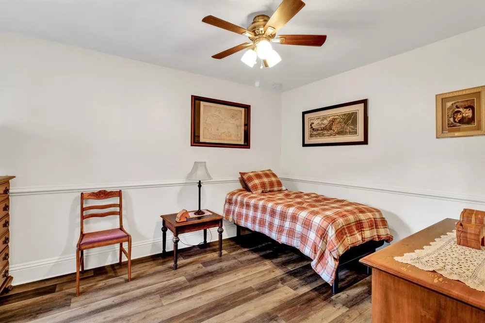 1660 Pointe W Way Vero Beach, FL 32966