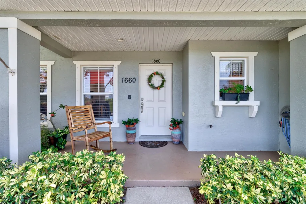 1660 Pointe W Way Vero Beach, FL 32966