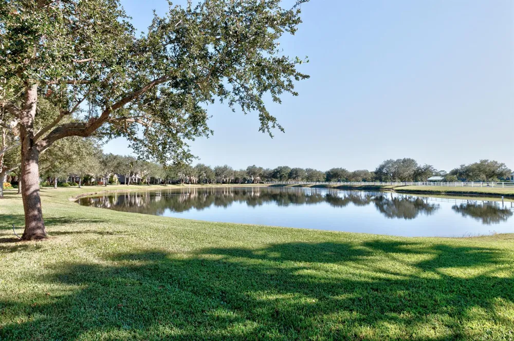 1660 Pointe W Way Vero Beach, FL 32966