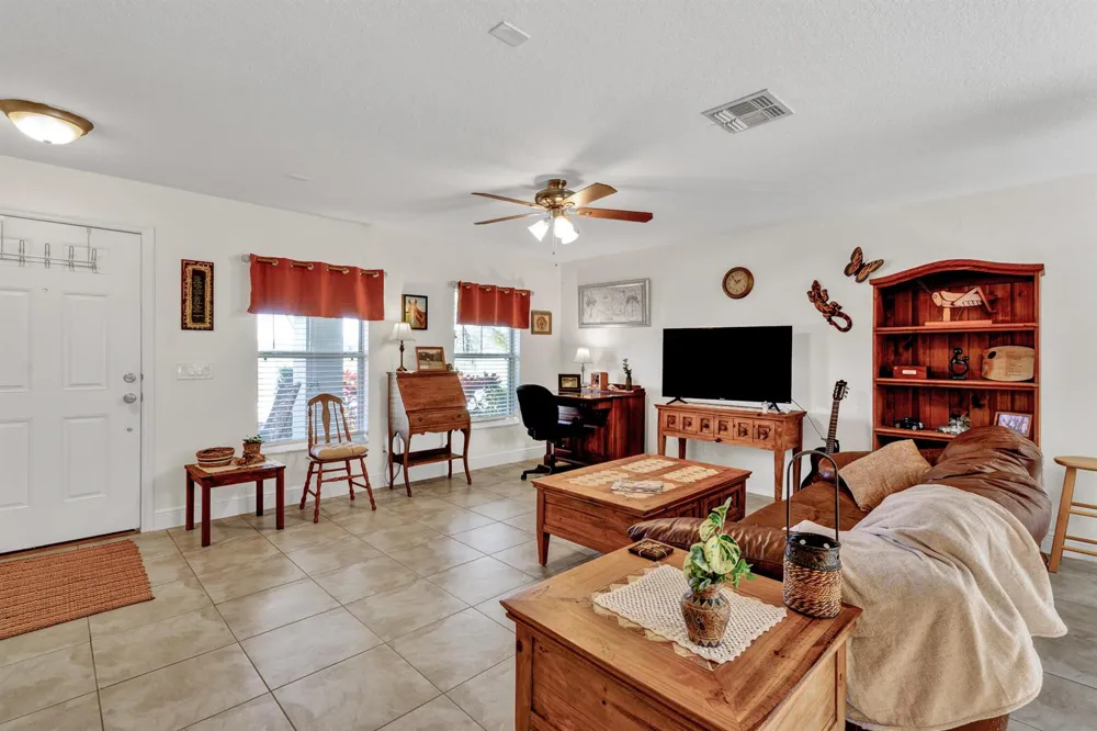 1660 Pointe W Way Vero Beach, FL 32966