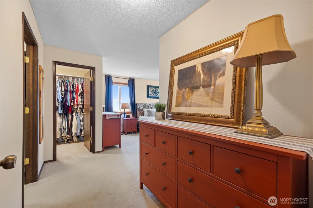 703 S 48th Avenue West Richland, WA 99353