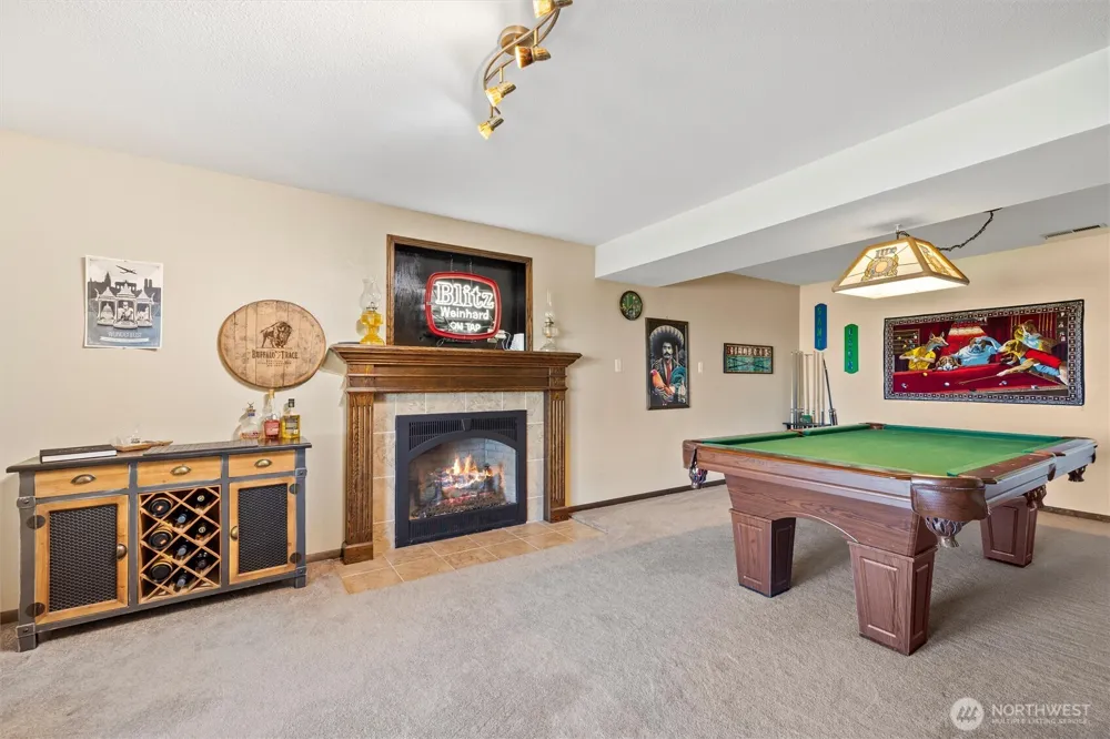 703 S 48th Avenue West Richland, WA 99353