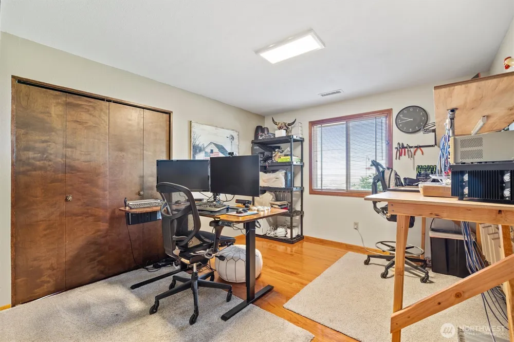 703 S 48th Avenue West Richland, WA 99353