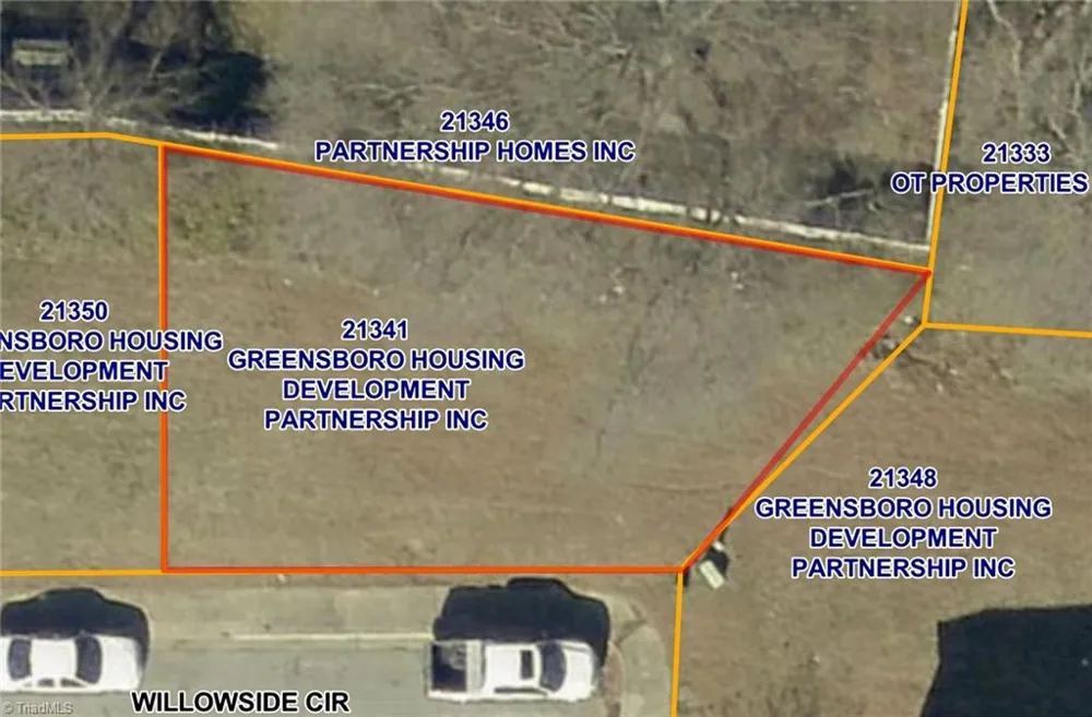 11 Willowside Circle Greensboro, NC 27401