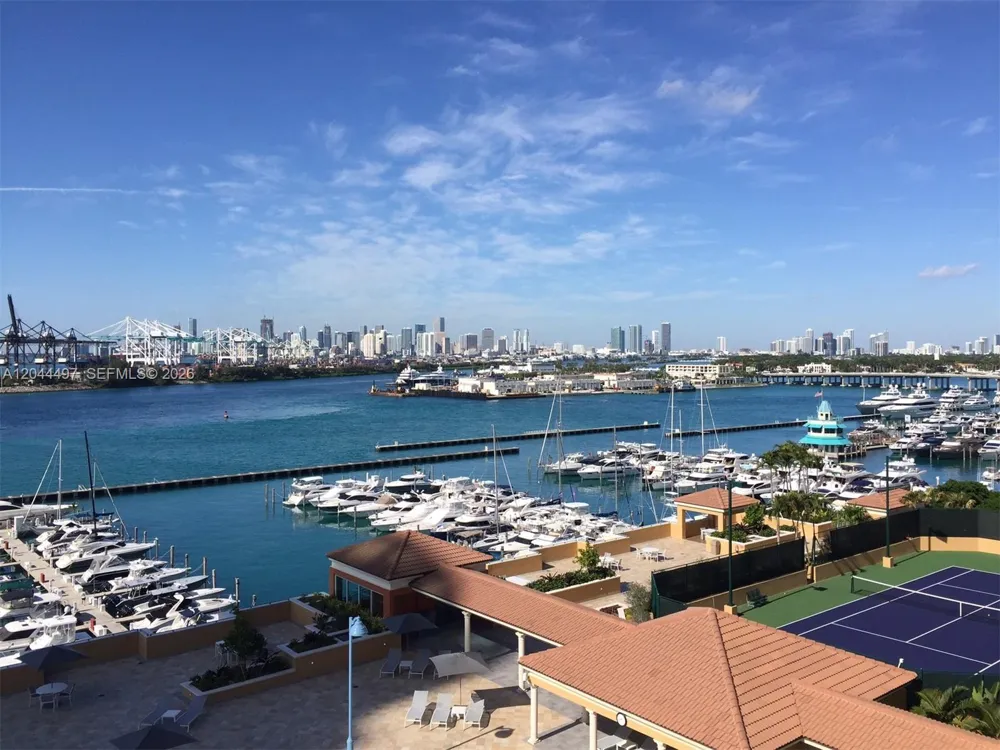 90 Alton Rd #1207 Miami Beach, FL 33139