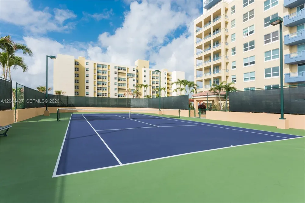 90 Alton Rd #1207 Miami Beach, FL 33139