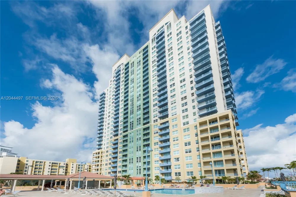 90 Alton Rd #1207 Miami Beach, FL 33139
