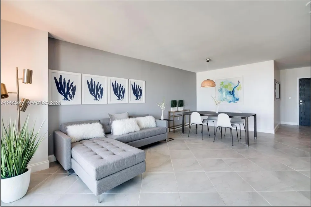 90 Alton Rd #1207 Miami Beach, FL 33139