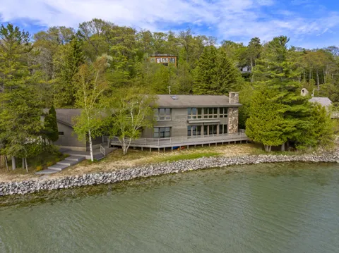 3151 Crystal Drive