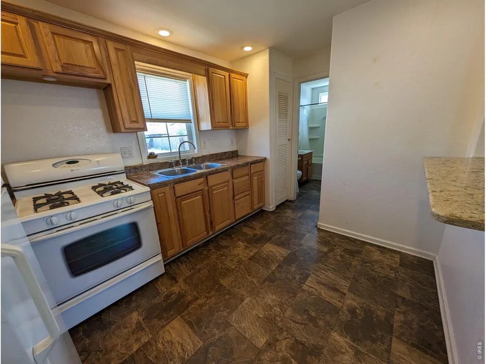 103 S 8th Avenue Sterling, CO 80751
