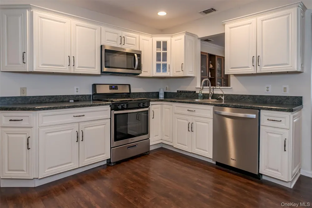 9 Olde Wagon Road Warwick, NY 10990