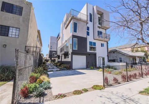 5265 Cartwright Avenue #Unit #5263 1/2