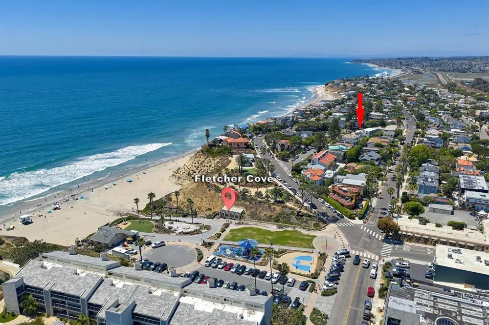 228 Helix Solana Beach, CA 92075