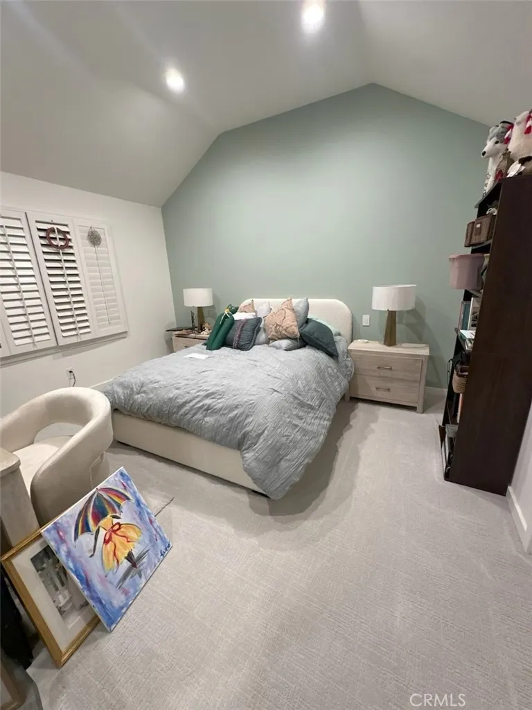 2228 Washington Santa Monica, CA 90403