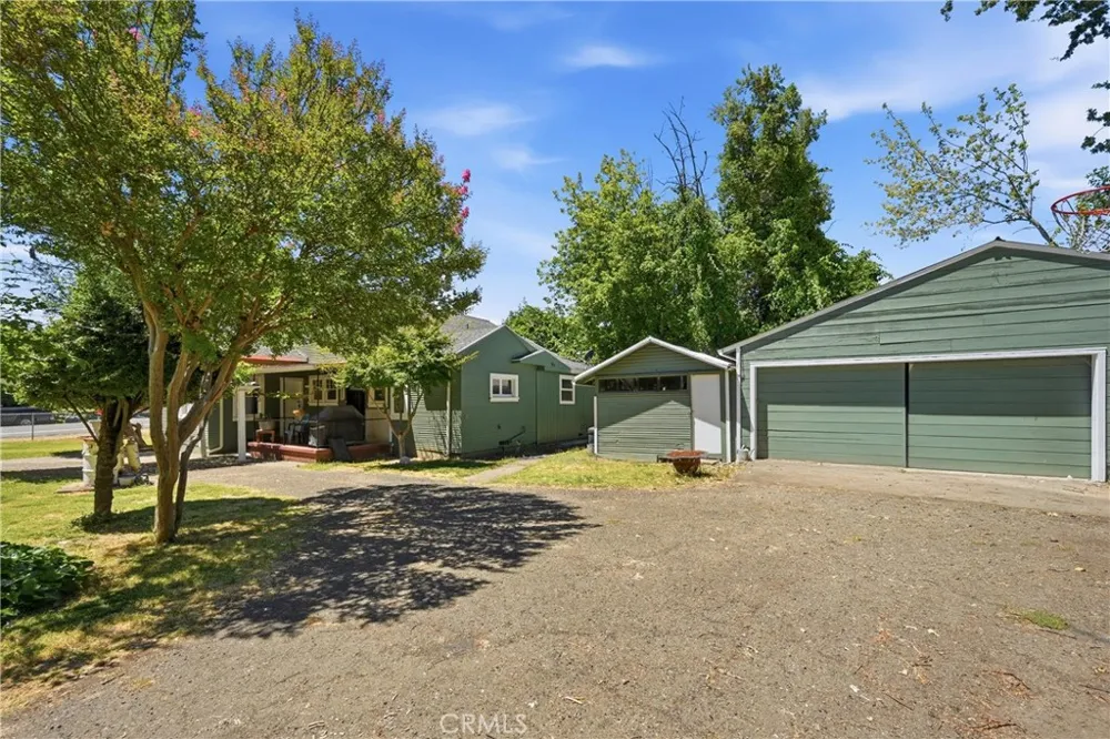 422 1st Upper Lake, CA 95485