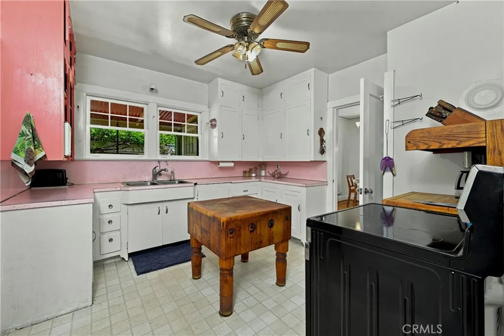 422 1st Upper Lake, CA 95485
