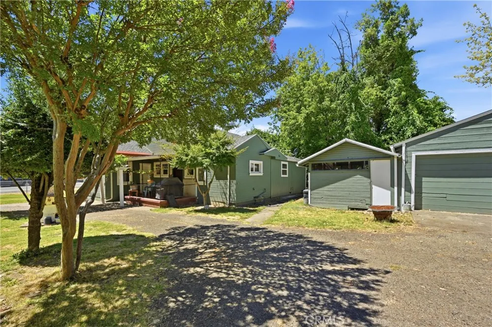 422 1st Upper Lake, CA 95485