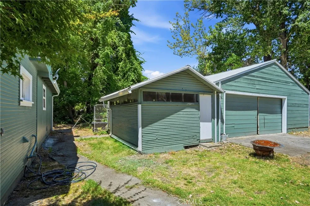422 1st Upper Lake, CA 95485