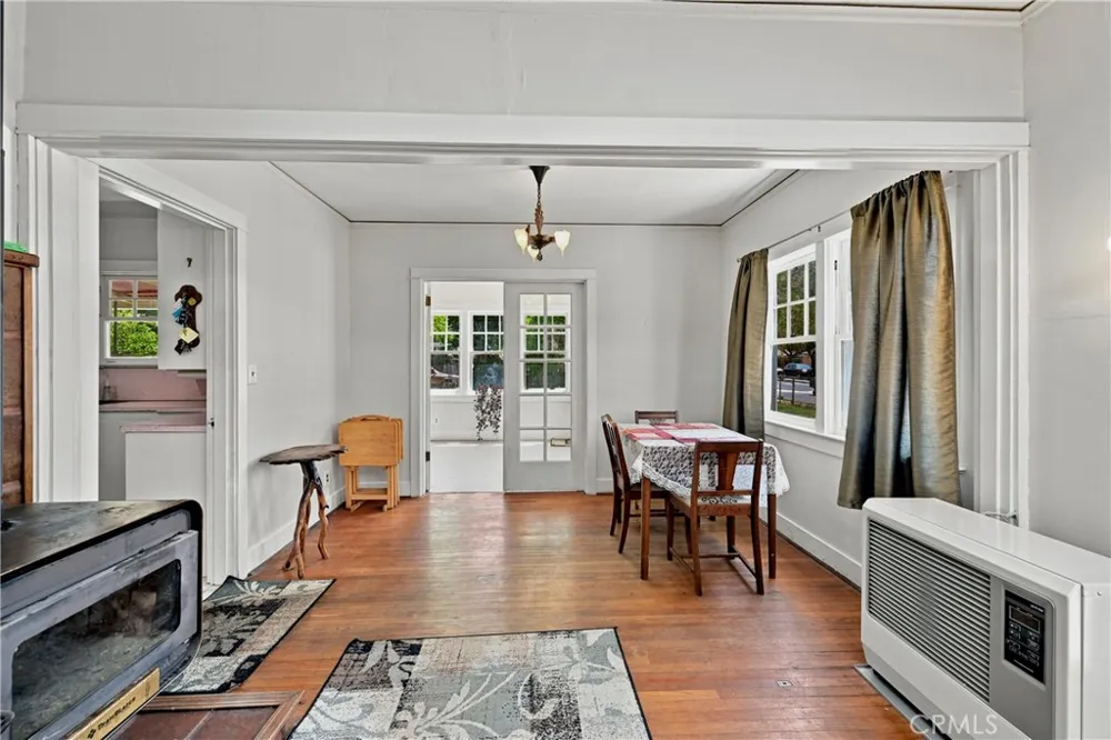 422 1st Upper Lake, CA 95485