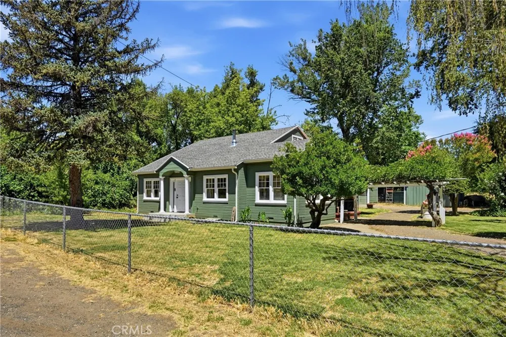 422 1st Upper Lake, CA 95485