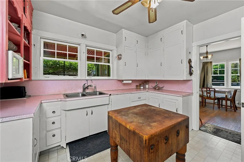 422 1st Upper Lake, CA 95485