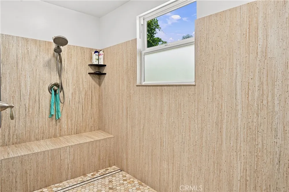 422 1st Upper Lake, CA 95485