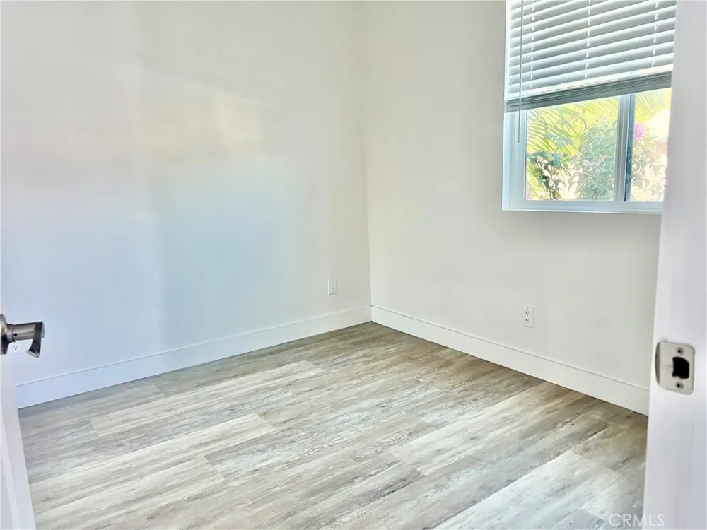 10451 Marklein Avenue San Fernando, CA 91345