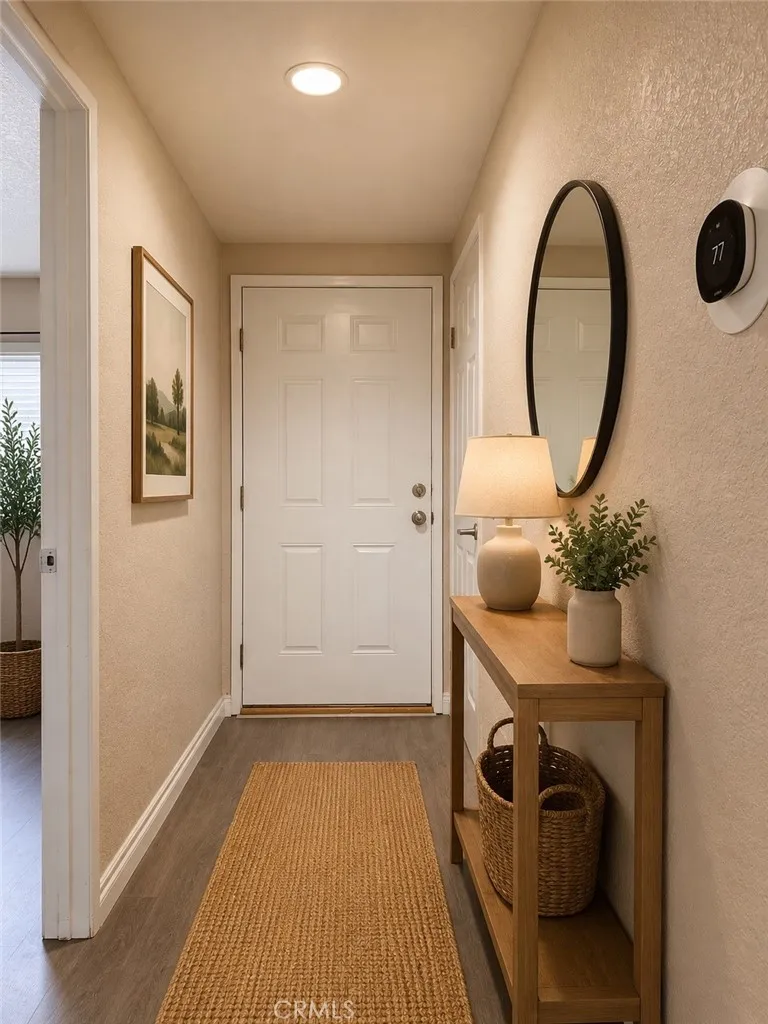788 Gianni #202 Corona, CA 92879