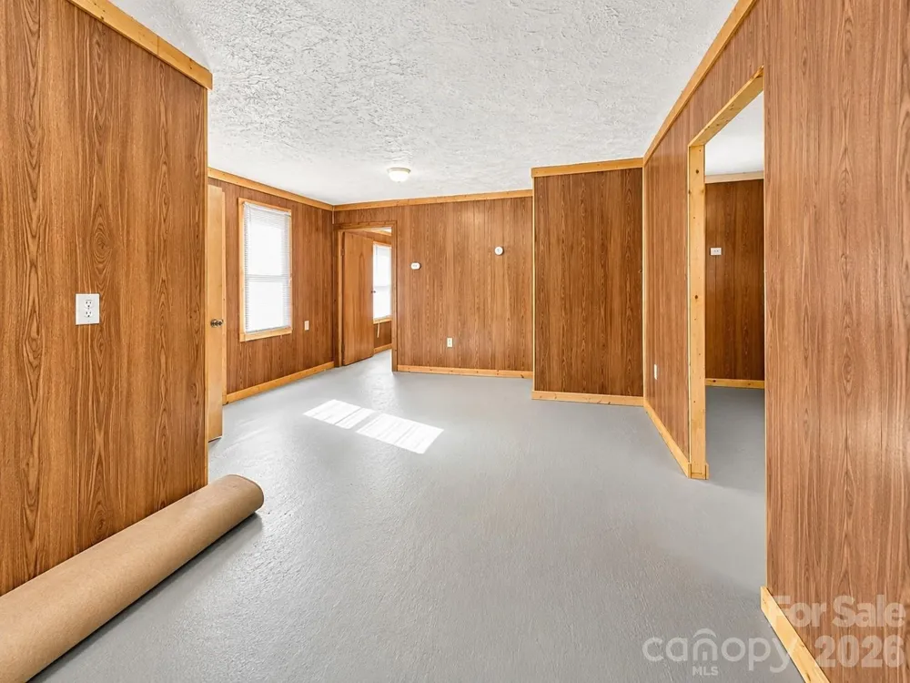 61 Haywood Road Asheville, NC 28806