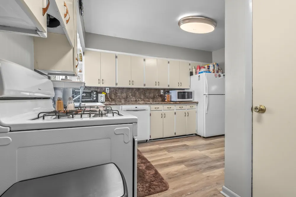 7980 E Territorial Road Waldron, MI 49288