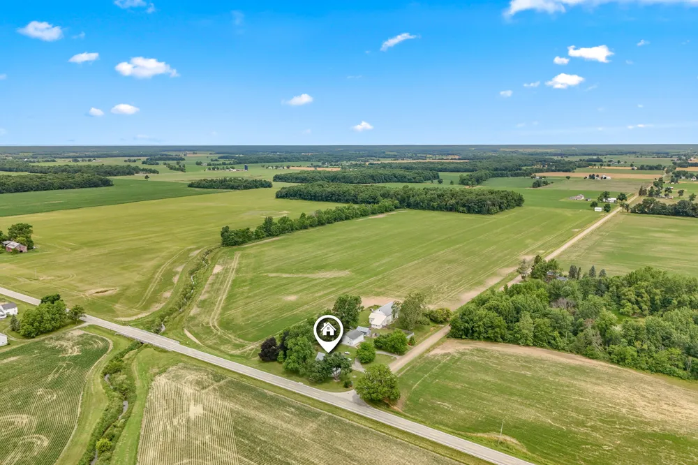 7980 E Territorial Road Waldron, MI 49288