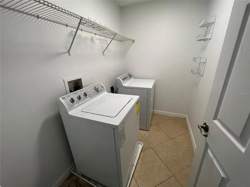 6526 GOLDEN DEWDROP TRAIL Windermere, FL 34786
