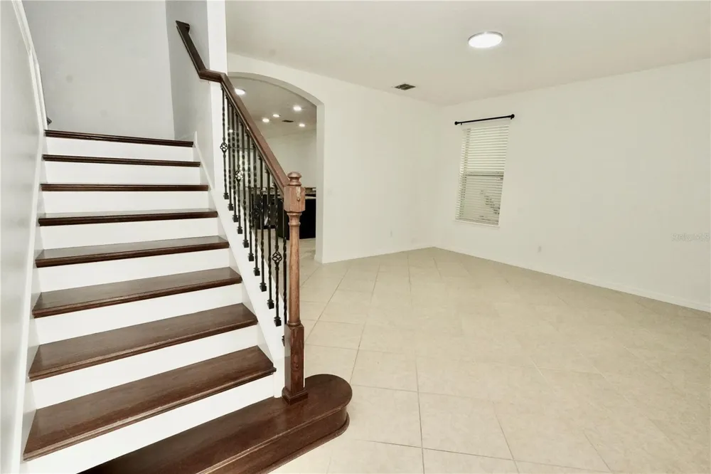 6526 GOLDEN DEWDROP TRAIL Windermere, FL 34786