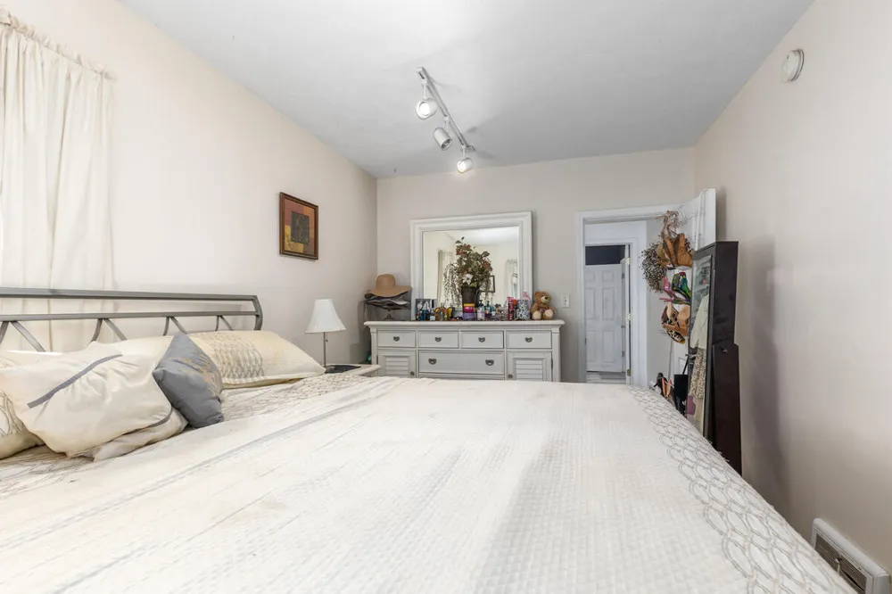 15331 Quincy Street Park Township, MI 49424