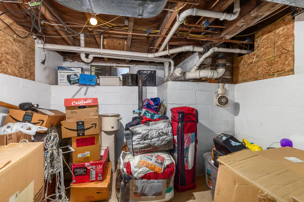 15331 Quincy Street Park Township, MI 49424