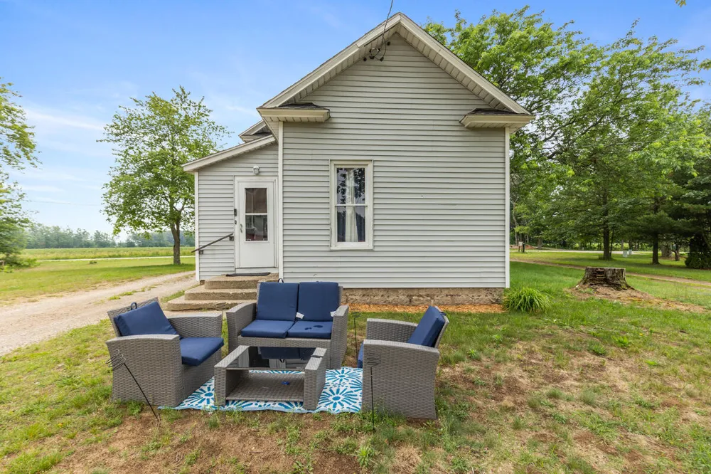 15331 Quincy Street Park Township, MI 49424