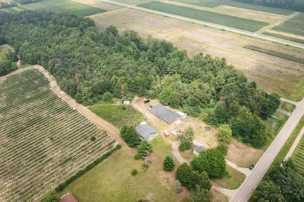 15331 Quincy Street Park Township, MI 49424