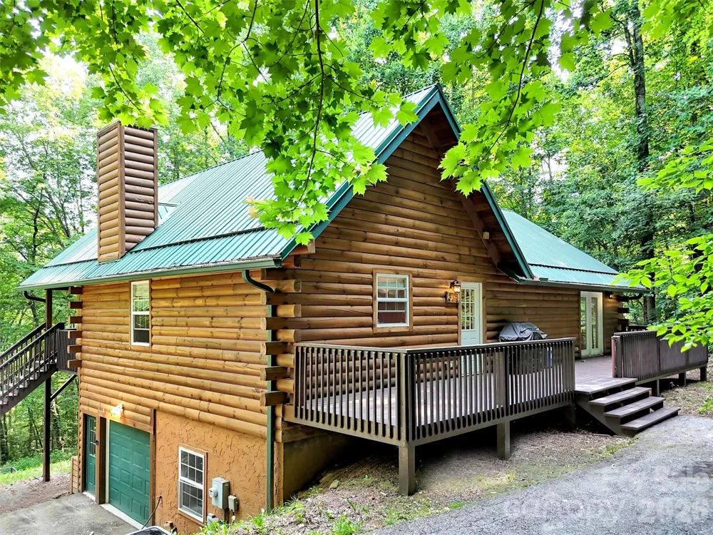 49 Brandywine Road Waynesville, NC 28786