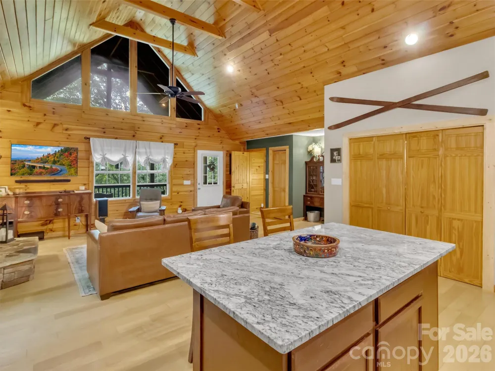 49 Brandywine Road Waynesville, NC 28786