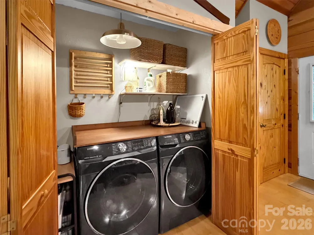 49 Brandywine Road Waynesville, NC 28786