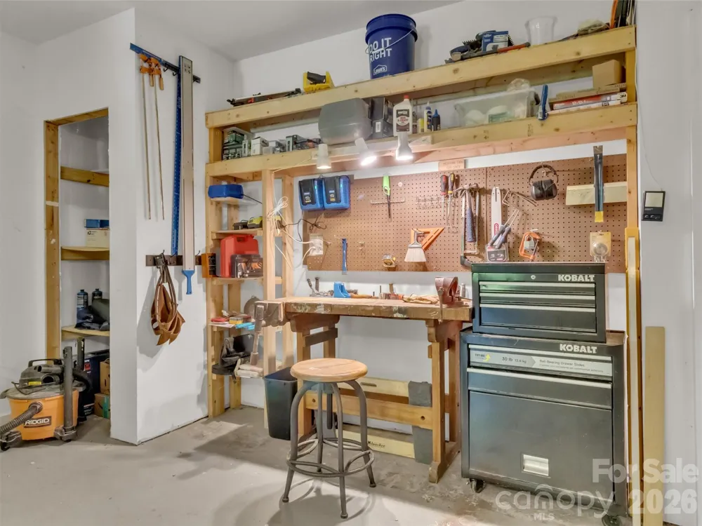 49 Brandywine Road Waynesville, NC 28786