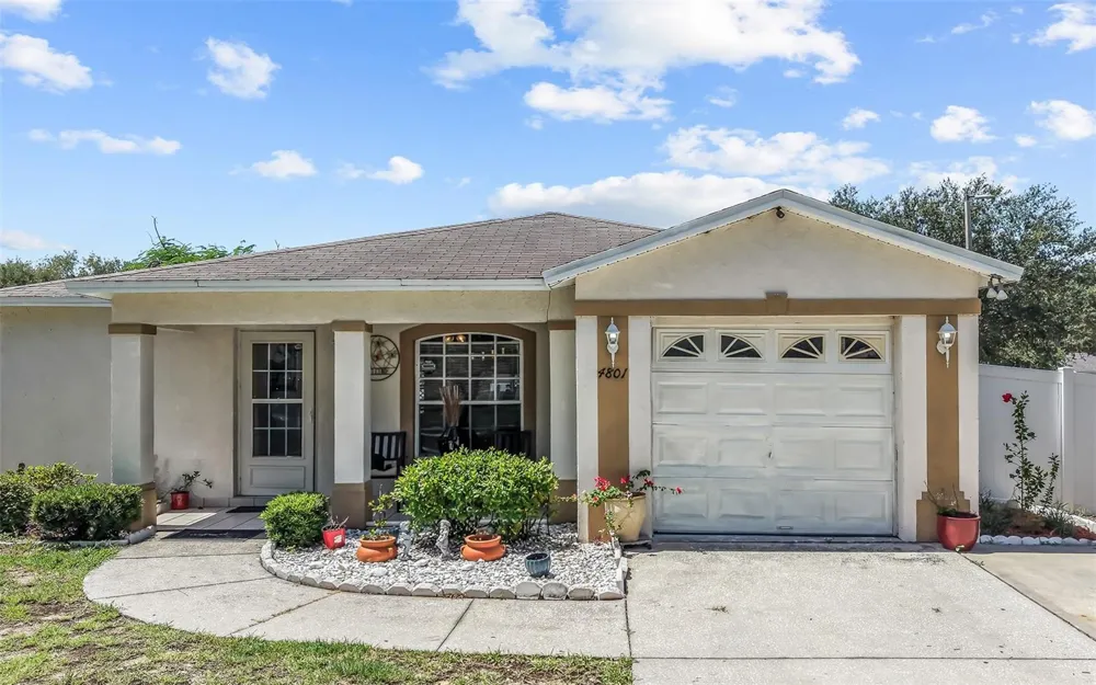 4801 ROCK FISH COURT Tampa, FL 33617