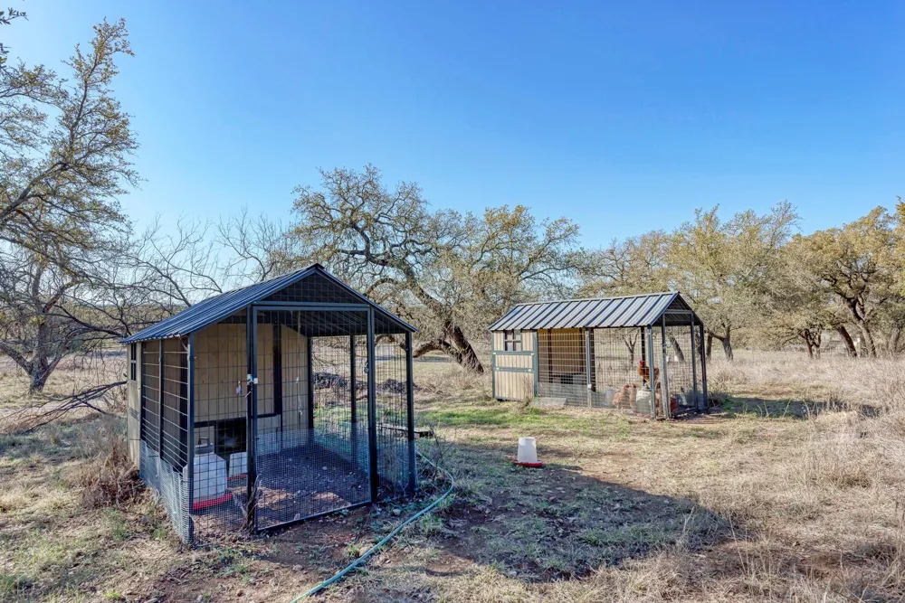 330 Juniper Trail Kingsland, TX 78639