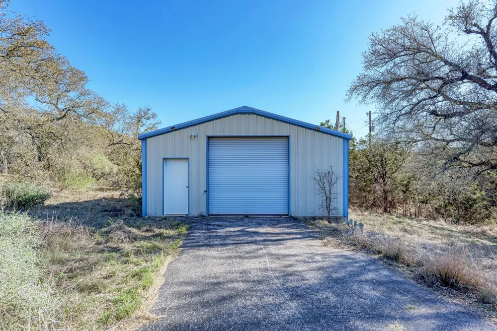 330 Juniper Trail Kingsland, TX 78639