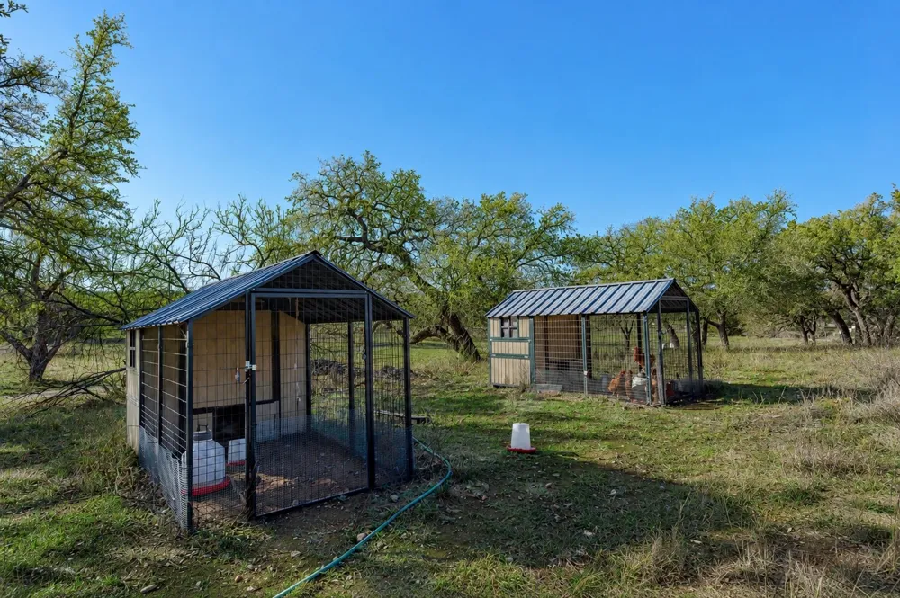 330 Juniper Trail Kingsland, TX 78639