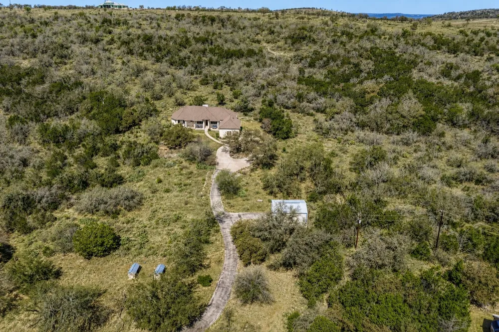 330 Juniper Trail Kingsland, TX 78639