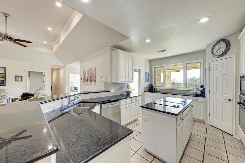 330 Juniper Trail Kingsland, TX 78639